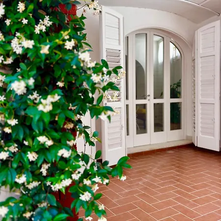 Syrene Sorrento Bed & Breakfast